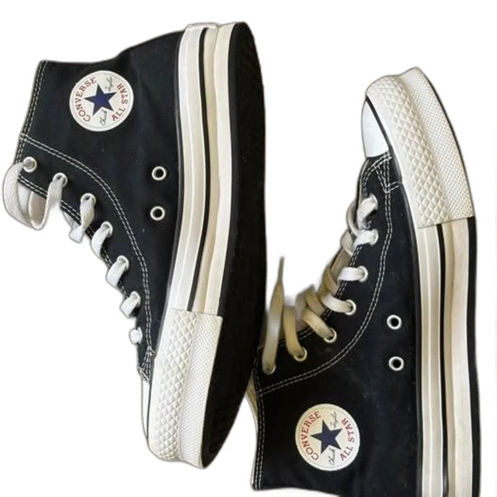 Converse Chuck Taylor All Star High-Top Sneakers | Kids | Black Size 5
